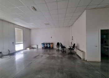 Laboratorio Modena (zona Madonnina) - foto 3