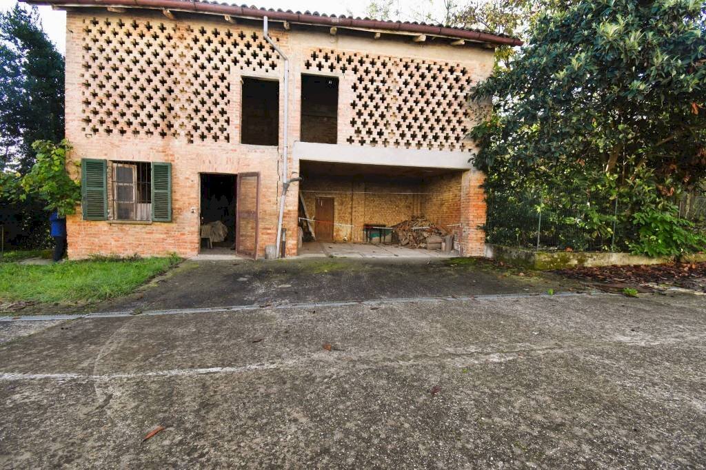 Facciata - Rustico via Collina Forni, Montaldo Scarampi - foto 2