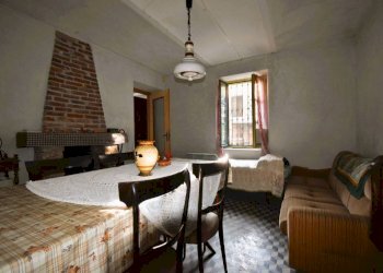 Salone - Rustico via Collina Forni, Montaldo Scarampi - foto 5