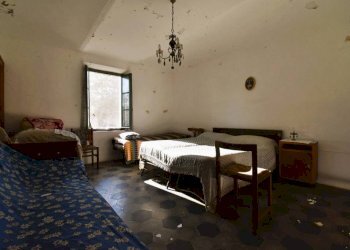 Camera da letto - Rustico via Collina Forni, Montaldo Scarampi - foto 40