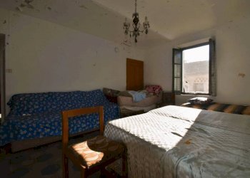 Salone - Rustico via Collina Forni, Montaldo Scarampi - foto 37