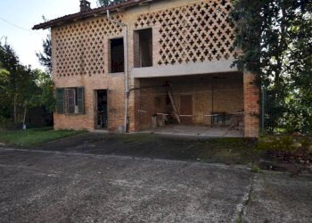 Facciata - Rustico via Collina Forni, Montaldo Scarampi - foto 45