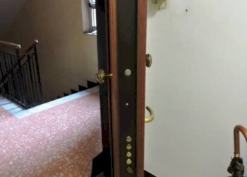 Particolare porta blindata - Bilocale via Generale Manfredo Fanti, 10, Genova (zona Sampierdarena) - foto 4