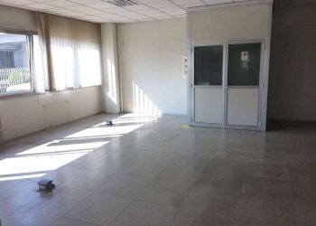 Stanza non arredata - Ufficio via Chieri, Andezeno - foto 3
