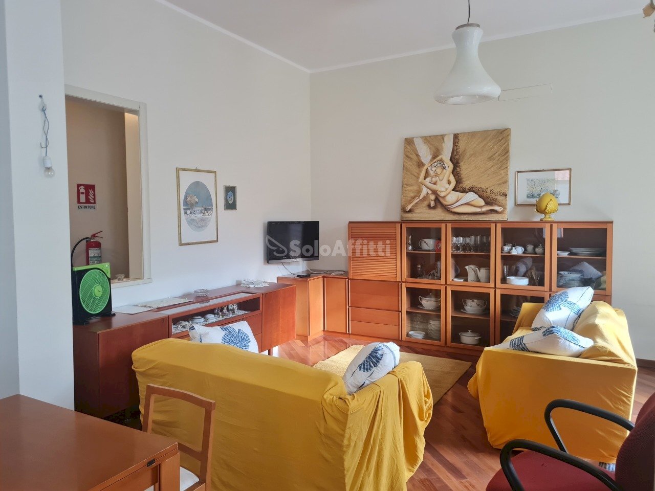 Soggiorno - Appartamento Via Fratellli Bandiera, Pescara - foto 2