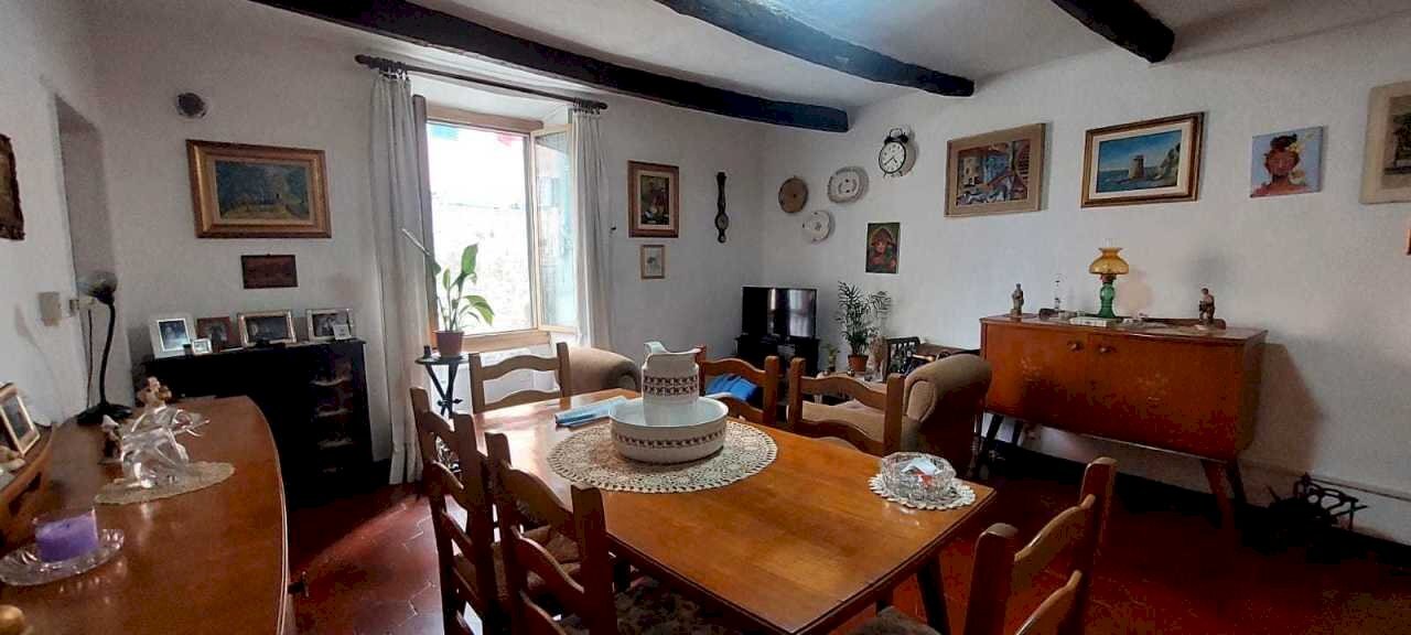 soggiorno (3).jpeg - Quadrilocale Via San Leonardo, Imperia - foto 2