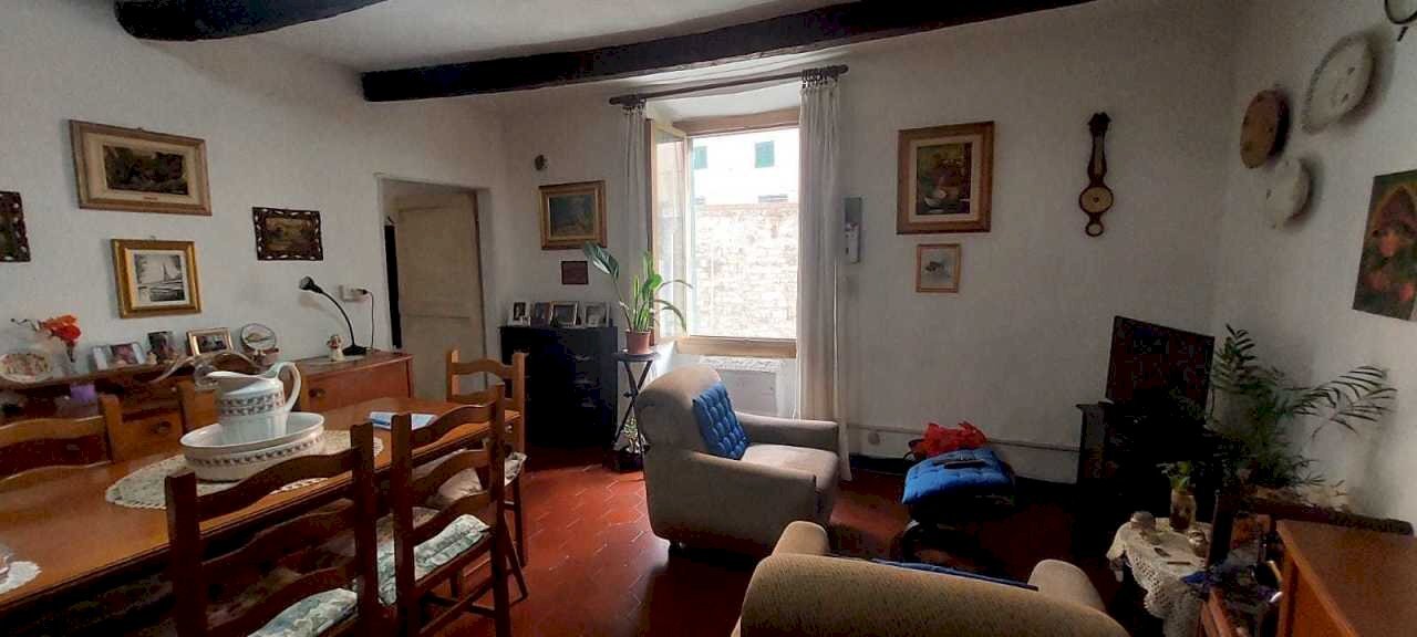 soggiorno (2).jpeg - Quadrilocale Via San Leonardo, Imperia - foto 3