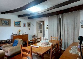 soggiorno (6).jpeg - Quadrilocale Via San Leonardo, Imperia - foto 4