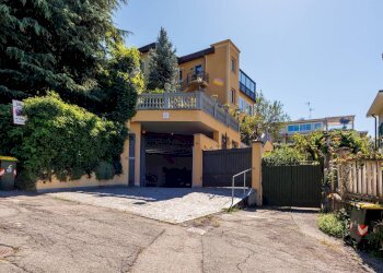 Villa Unifamiliare Strada Degli Alberoni, Torino - foto 1