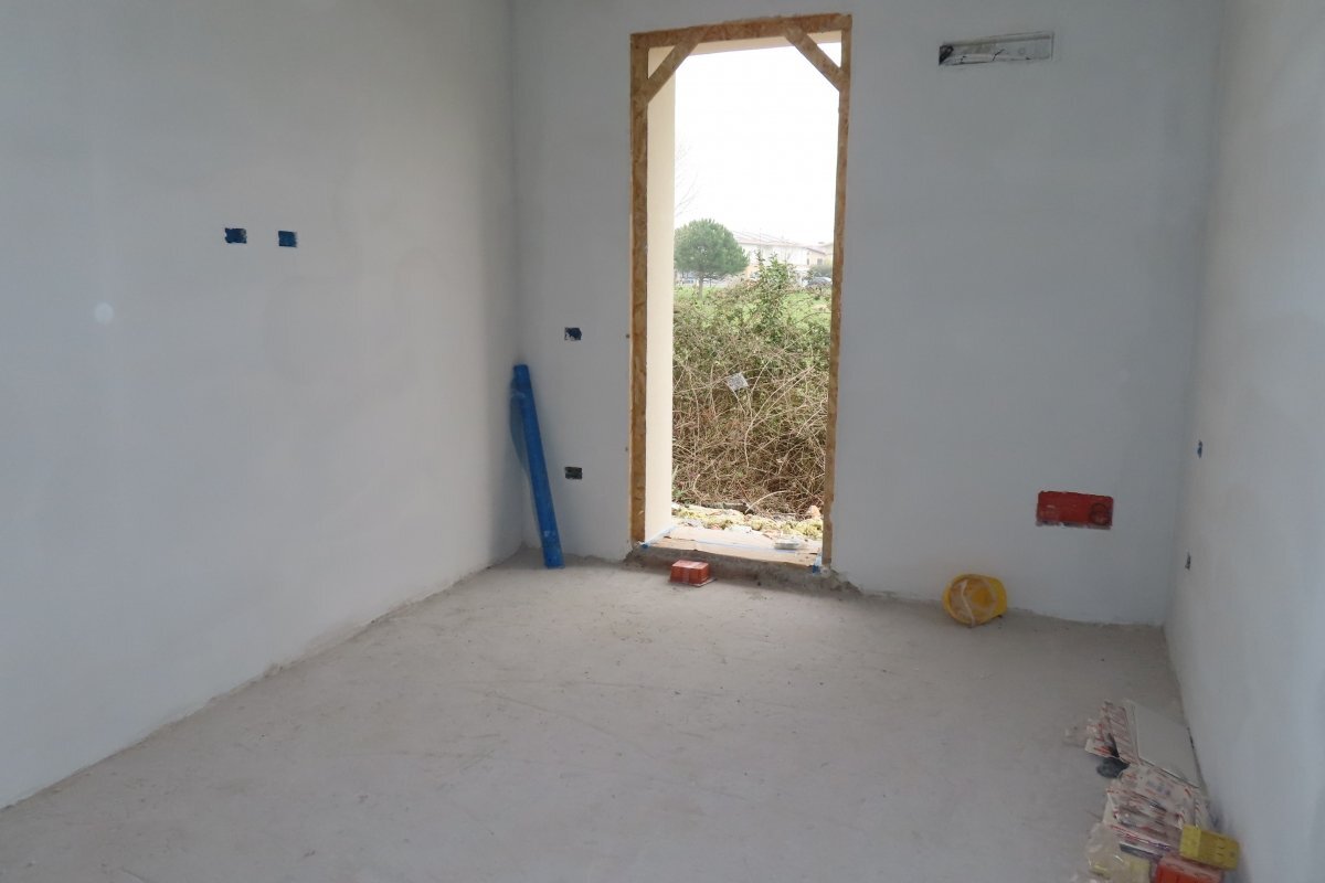 Trilocale Ravenna (zona Porto Fuori) - foto 1