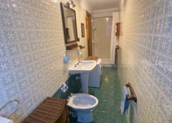 BAGNO - Trilocale via Montello, 49, Bardonecchia - foto 24