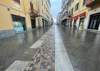 Zona - Trilocale vicolo Baretti, Valenza - foto 1