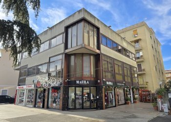 1000199992.jpg - Stabile - Palazzo Via degli Abeti 29, Roma - foto 5