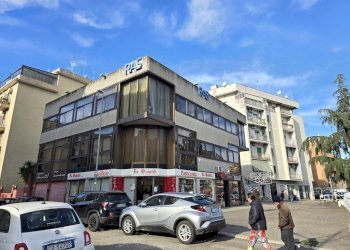 1000200003.jpg - Stabile - Palazzo Via degli Abeti 29, Roma - foto 10