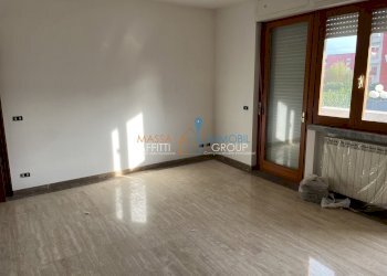 IMG_2624.JPG - Trilocale Via Zamenhof 47, Carrara - foto 4