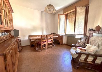 006.JPG - Casa indipendente Via Fienile di Sopra 7, Licciana Nardi - foto 7