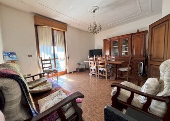 0010.JPG - Casa indipendente Via Fienile di Sopra 7, Licciana Nardi - foto 11