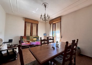 0012.JPG - Casa indipendente Via Fienile di Sopra 7, Licciana Nardi - foto 13