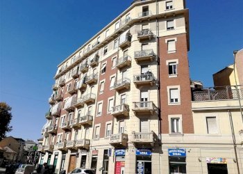 Three-room apartment Torino - photo 1