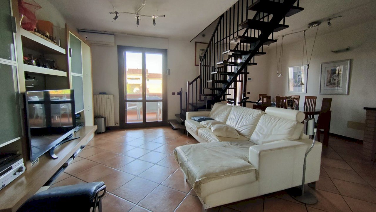 Apartment Reggio nell'Emilia - photo 1
