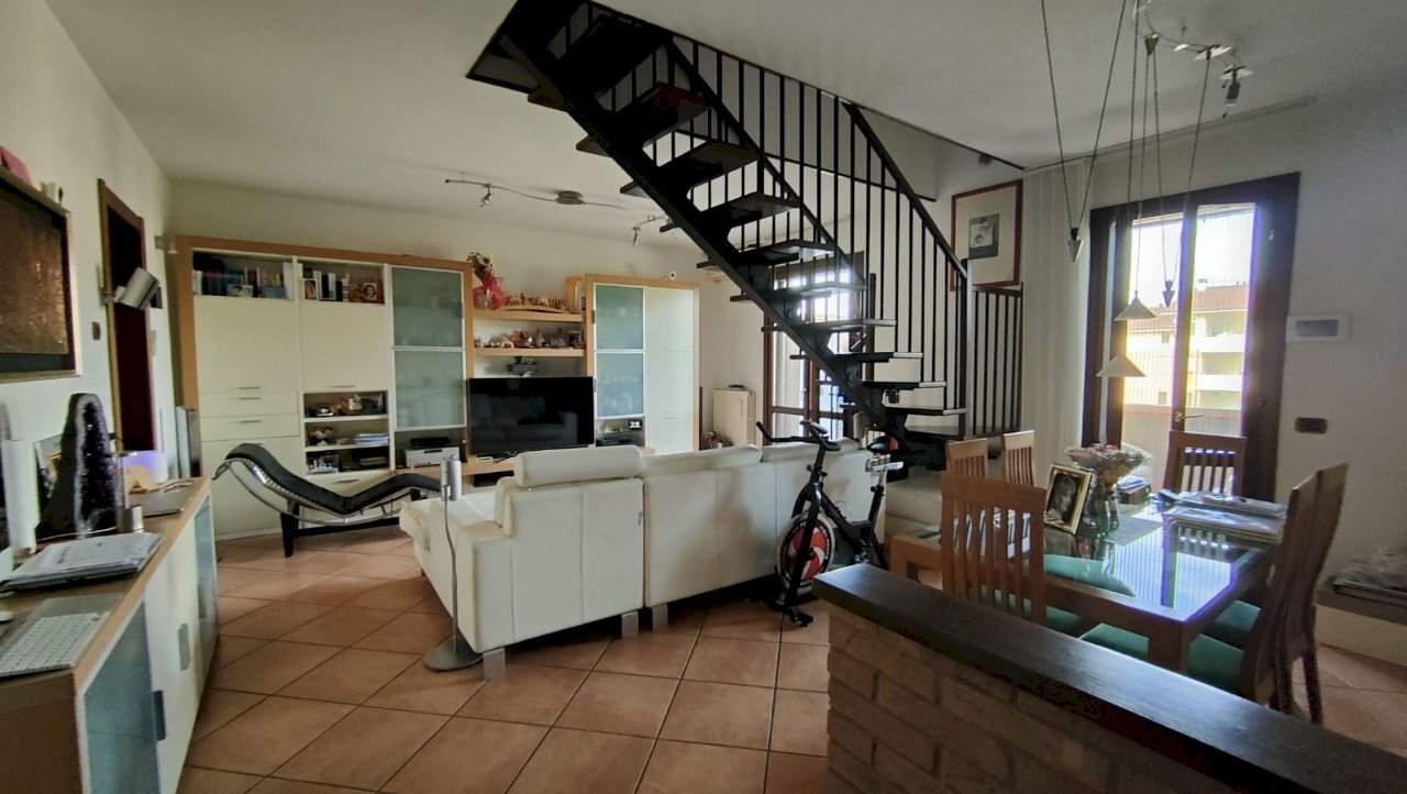 Apartment Reggio nell'Emilia - photo 2