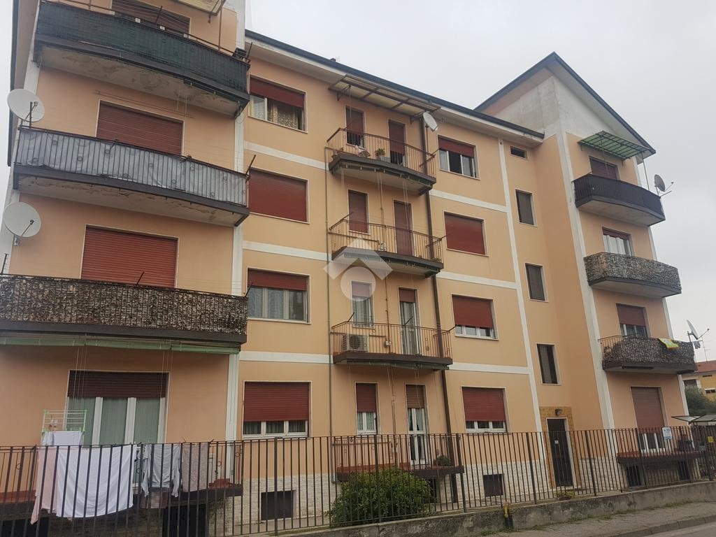 Box Via Francesco Crispi, Corbetta - photo 1