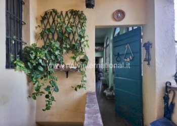 Ingresso - Appartamento via Santa Gemma Galgani, Lucca (zona Centro Storico) - foto 1