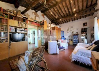 Soggiorno - Apartment via Santa Gemma Galgani, Lucca (neighborhood Centro Storico) - photo 4