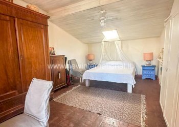 Camera - Appartamento via Santa Gemma Galgani, Lucca (zona Centro Storico) - foto 14