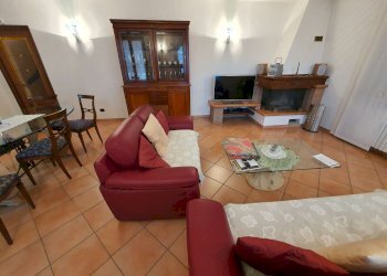 salone - Villa via XXV Aprile, Chignolo Po - photo 5