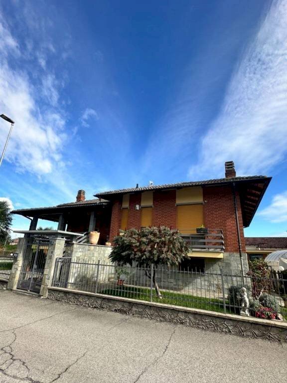 Facciata - Villa via Canale, Carmagnola - photo 3