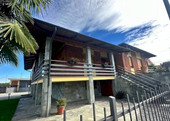 Facciata - Villa via Canale, Carmagnola - foto 1