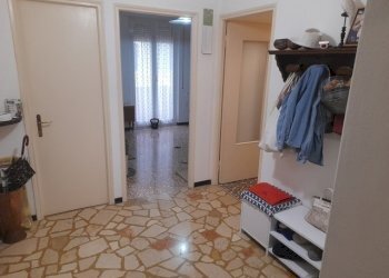 disimpegno - Four-room apartment Via Maria Solari 3, Savona - photo 3
