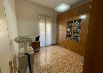 seconda camera - Four-room apartment Via Maria Solari 3, Savona - photo 13