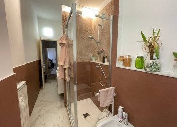 bagno - Four-room apartment Via Maria Solari 3, Savona - photo 16
