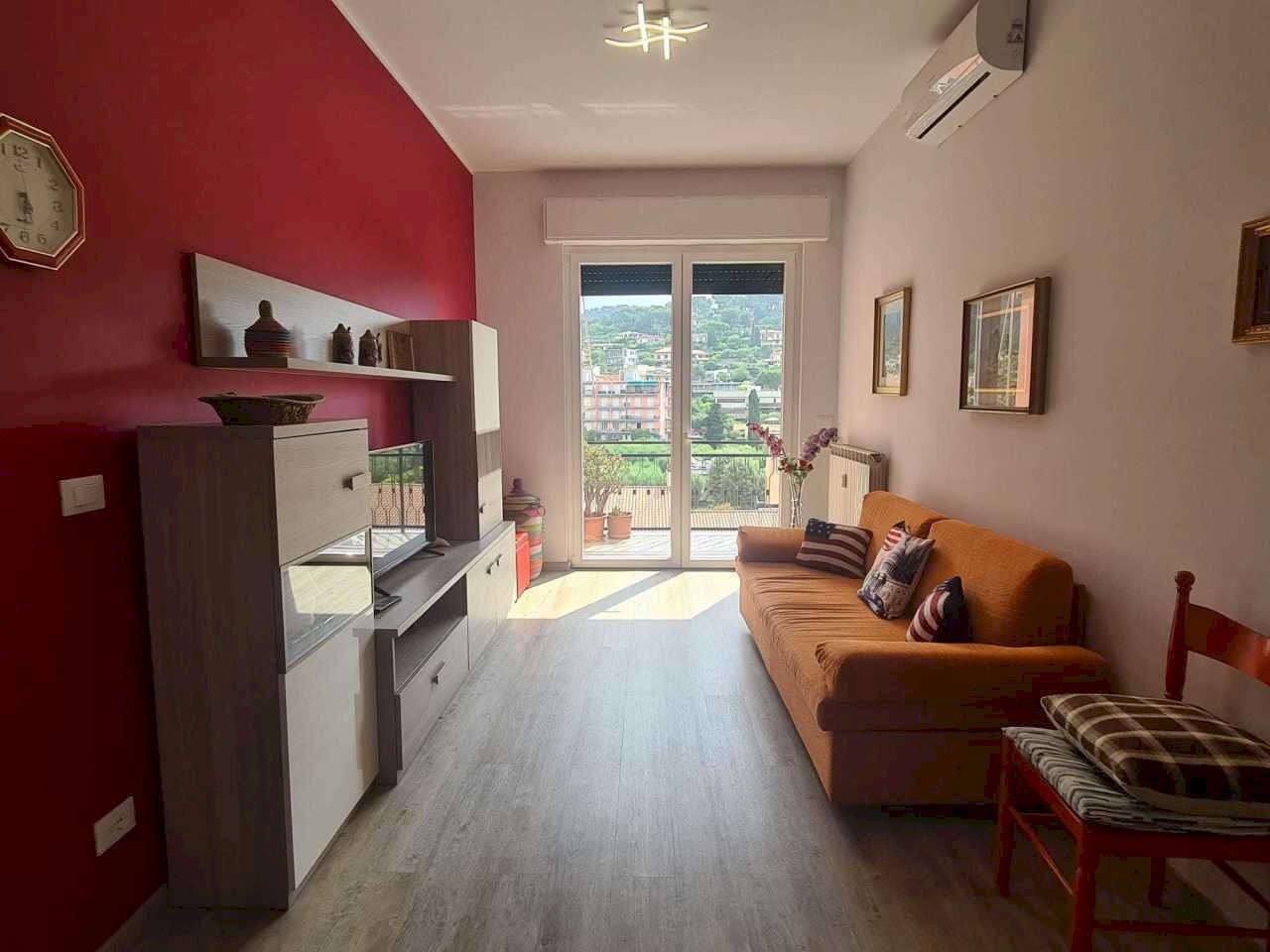 1e19d45f-a47b-49d8-9ac3-718fca2f7d1e.jpeg - Trilocale Via Cristoforo Colombo 5, Andora - foto 1