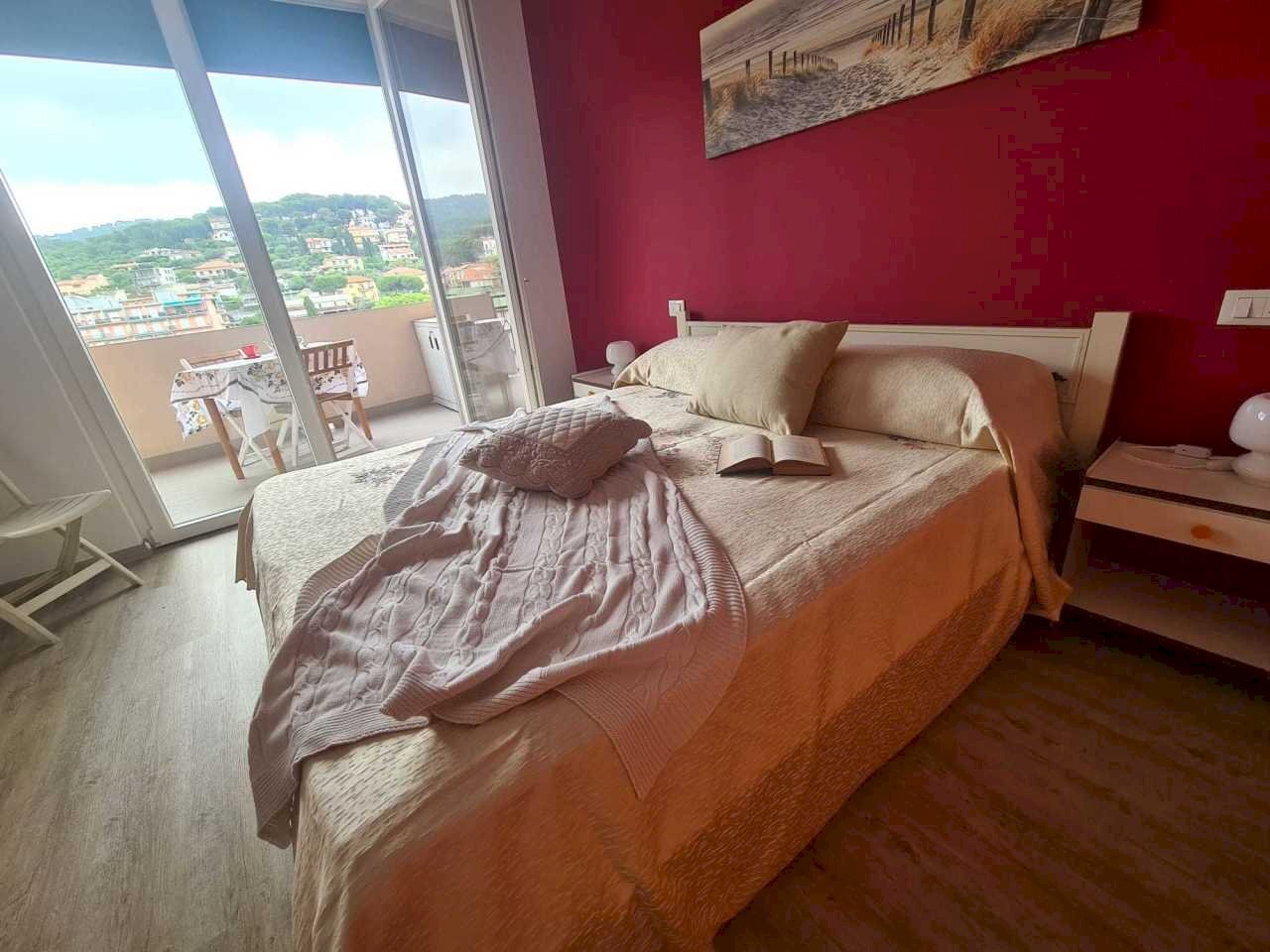 64437e7d-66a6-466c-b986-4bfa41238534.jpeg - Trilocale Via Cristoforo Colombo 5, Andora - foto 2