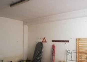 IMG-20240411-WA0016 (Copia).jpg - Magazzino VIA MARTIRI VI OTTOBRE, Lanciano - foto 4