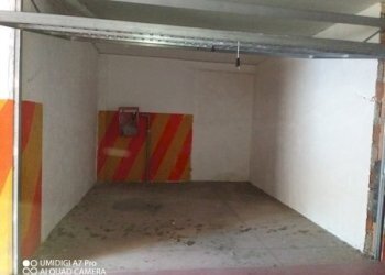 IMG_20231104_100632_938 (Copia).jpg - Magazzino VIA C. DE TITTA, Lanciano - foto 2