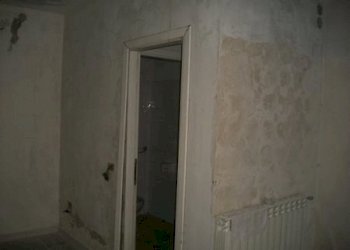 100_2938 (Copia).JPG - Locale Commerciale VIA VALERA, Lanciano - foto 11