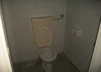 100_2940 (Copia).JPG - Locale Commerciale VIA VALERA, Lanciano - foto 13