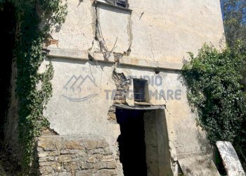 PHOTO-2024-10-07-14-04-40.jpg - Rustico Via Civezza, Civezza - foto 1