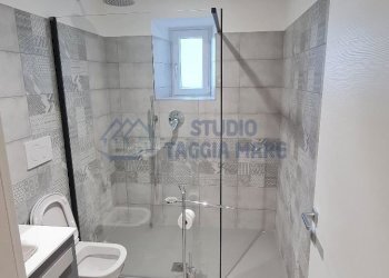 All. 2 p.t. Bagno 1.jpg - Porzione di casa Corso Dante Alighieri, Castellaro - foto 21