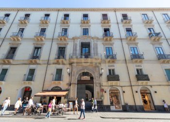 Via Etnea 196 CT (2).jpg - Appartamento Via Etnea 196, Catania - foto 1