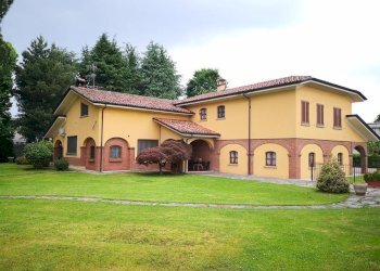 d88dd12a-a30e-42a6-9a5a-1bad38641348.JPG - Shed VIA EINAUDI  2, Codogno - photo 4