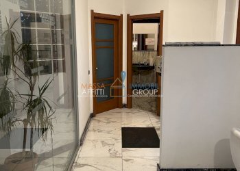 IMG_2758.JPG - Locale Commerciale Via Madonna del Golfo 14, Massa - foto 7