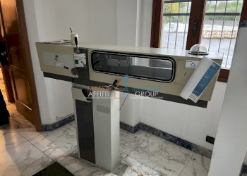 IMG_2755.JPG - Locale Commerciale Via Madonna del Golfo 14, Massa - foto 9