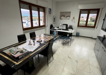 IMG_2769.JPG - Locale Commerciale Via Madonna del Golfo 14, Massa - foto 12