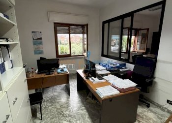 IMG_2768.JPG - Locale Commerciale Via Madonna del Golfo 14, Massa - foto 13