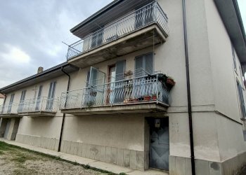 facciata - Appartamento Via Giacomo Puccini, Pianello Val Tidone - foto 23